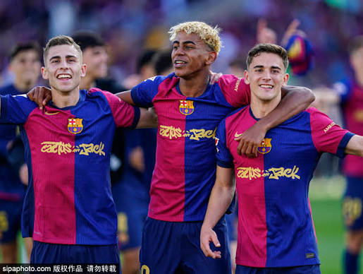 FC Barcelona snudde kampen og slo Sevilla 3–1